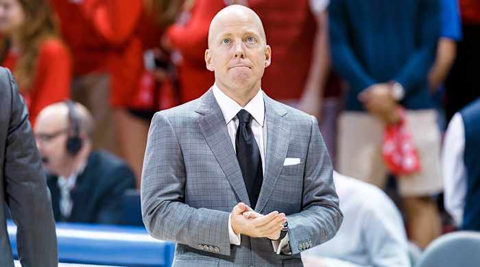 mick-cronin-cincinnati-1300-offense.jpg